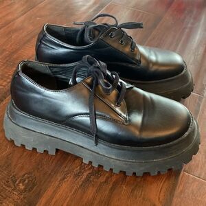 Zara Monolith Inspired Chunky Platform Lace-up Loafers in Black Size 39‎
